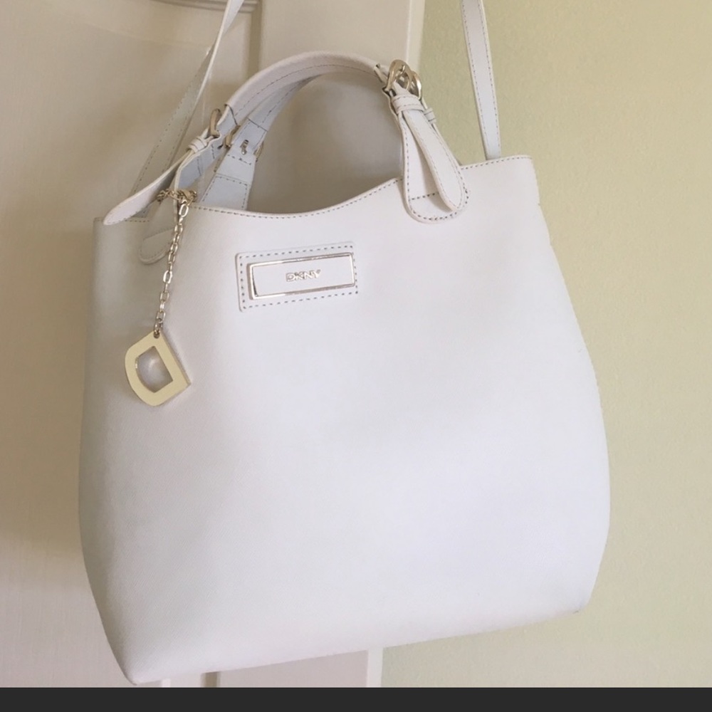 Woman hand bag DKNY